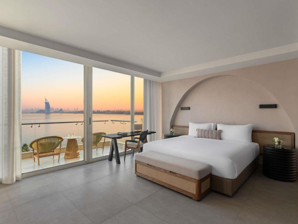 7 Nights The Palm Island Dubai All-Inclusive