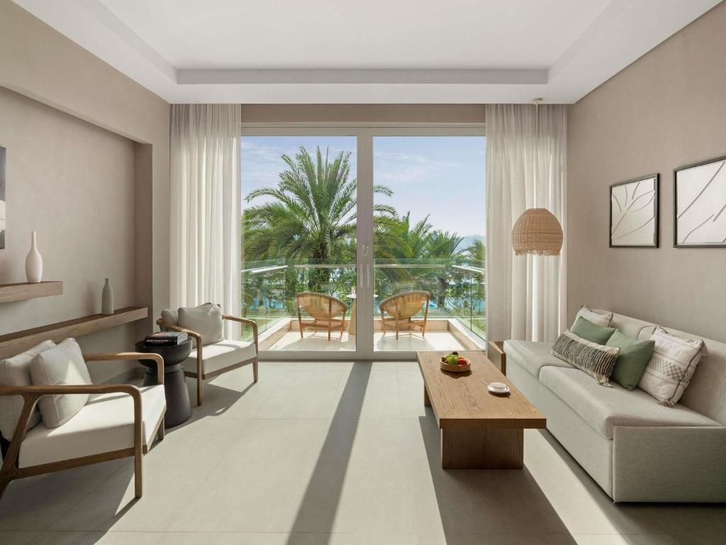 7 Nights The Palm Island Dubai All-Inclusive