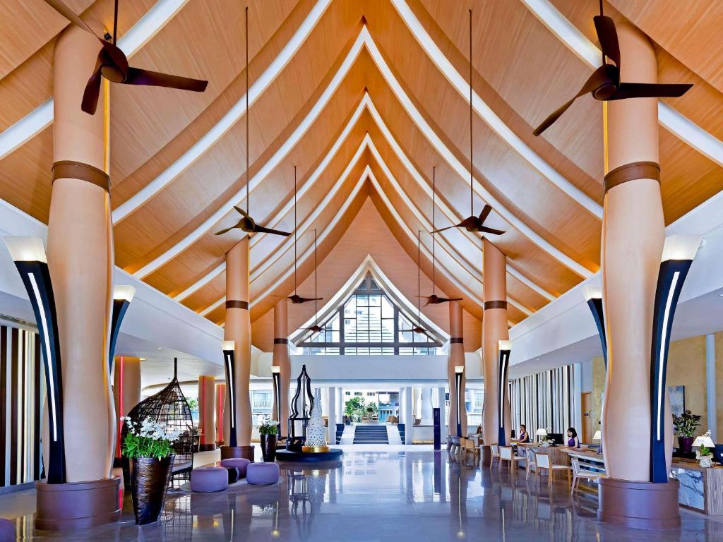 10 nights’ twin centre holiday at ??? ???? ??? ?????? & ????? ??????? ?????? ??????,