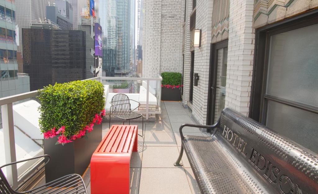 Triple Centre Holiday Deal | New York + Las Vegas + San Francisco