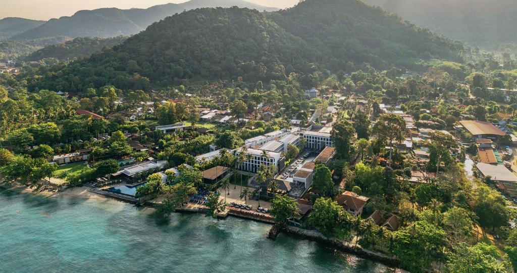 Discover Koh Chang – Thailand's Best-Kept Island Secret, 14 Nights of Affordable Luxury from only £1,299pp