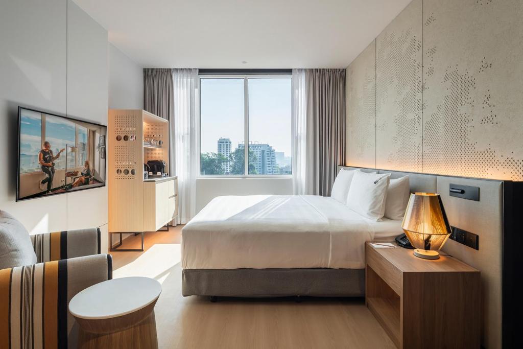 10 Nighs holiday deal to explore Bangkok, Pattaya & Koh Lipets exclusive in the heart of Thailand