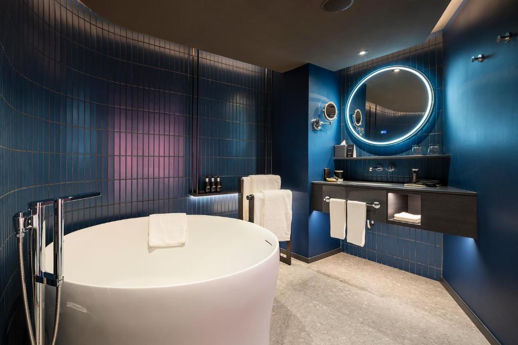 10 Nighs holiday deal to explore Bangkok, Pattaya & Koh Lipets exclusive in the heart of Thailand