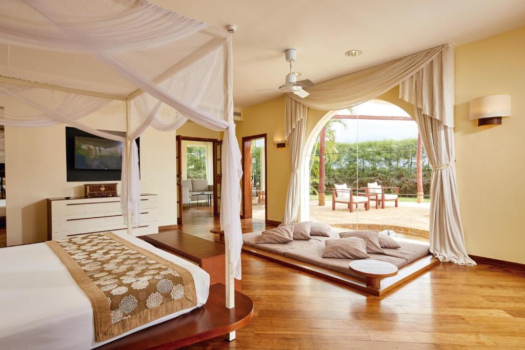 TANZANIA SAFARI (TARANGIRE & NGORONGORO) + ZANZIBAR BEACH – 10 NIGHTS FROM £2,799pp
