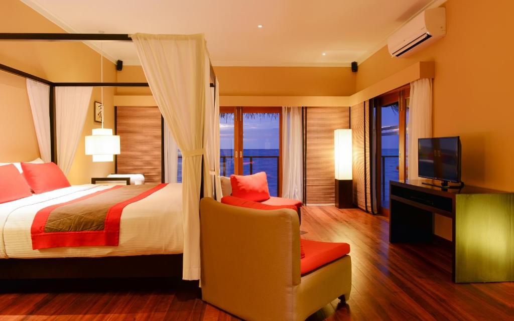 Dream Maldives Getaway: 7 Nights Adaaran Select Hudhuranfushi All Inclusive Premium Combined Return Speedboat Transfer included Price starting from £1,599pp