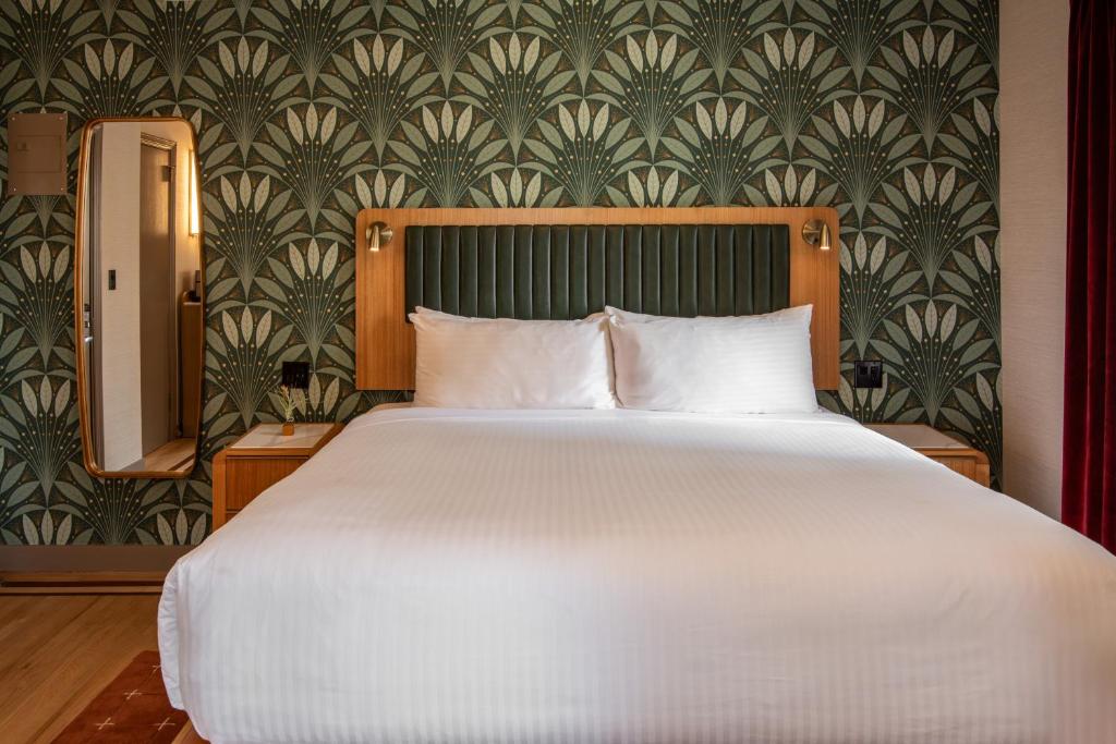Triple Centre Holiday Deal | New York + Las Vegas + San Francisco