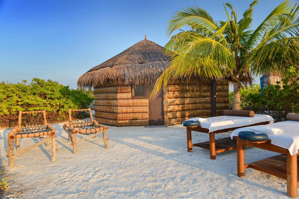 Dream Maldives Getaway: 7 Nights Adaaran Select Hudhuranfushi All Inclusive Premium Combined Return Speedboat Transfer included Price starting from £1,599pp