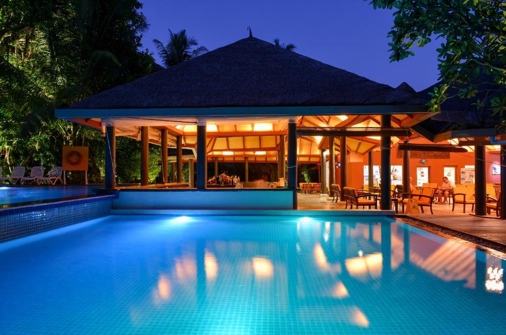 Dream Maldives Getaway: 7 Nights Adaaran Select Hudhuranfushi All Inclusive Premium Combined Return Speedboat Transfer included Price starting from £1,599pp