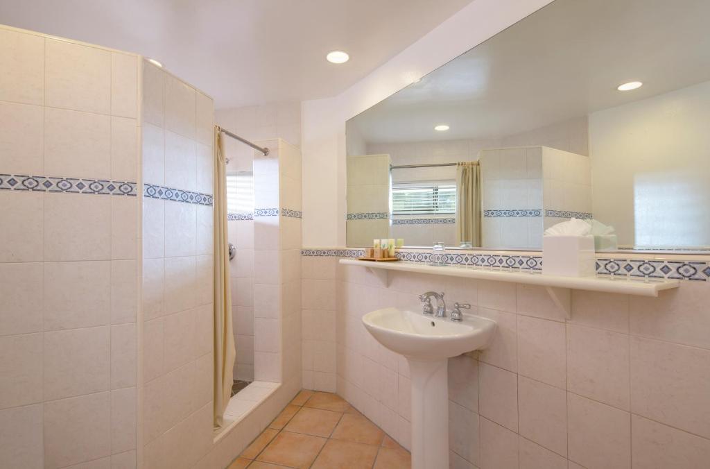 Dream Vacation Getaway: 07 Nights in St. James’s Club Antigua – All Inclusive Luxury