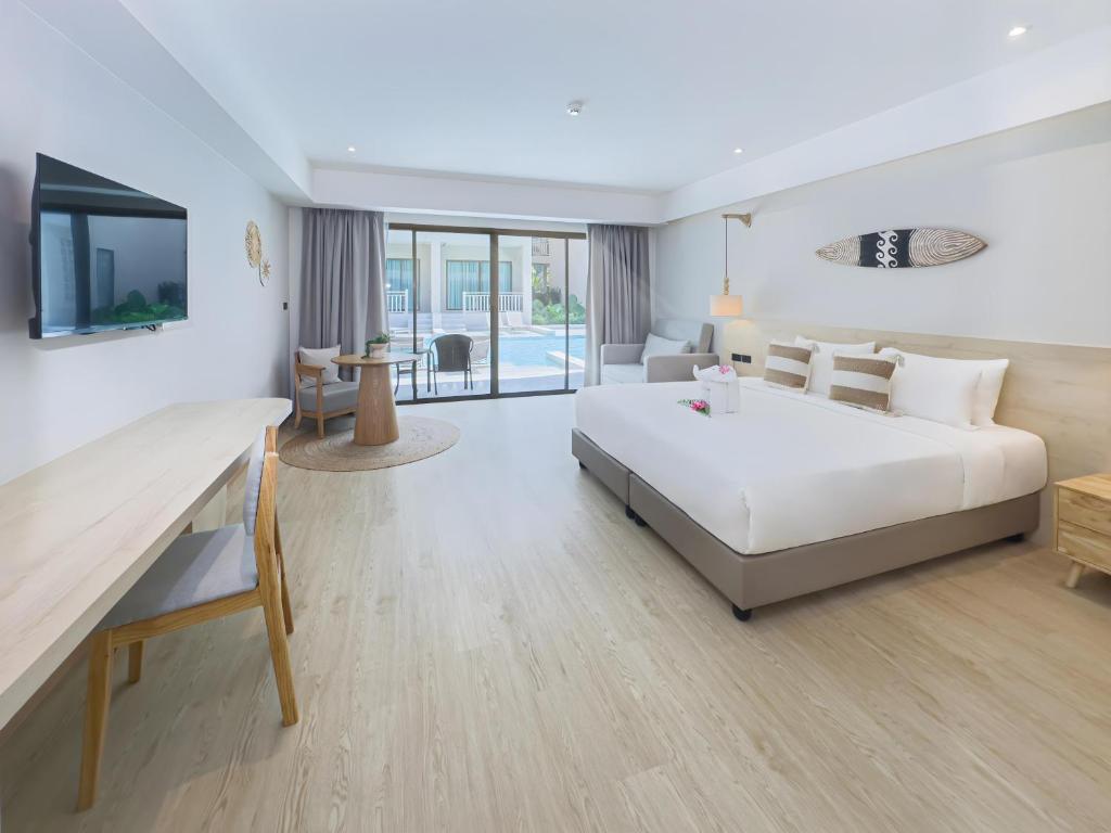 Ultra Long Stay — 30 Nights in Phuket & Khao Lak price starting from From £1399pp