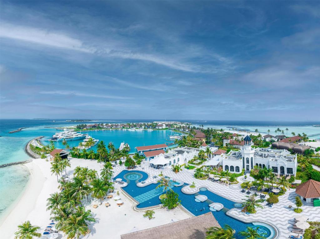 09 Nights Holiday Deal at Saii Lagoon Maldives with Sky room