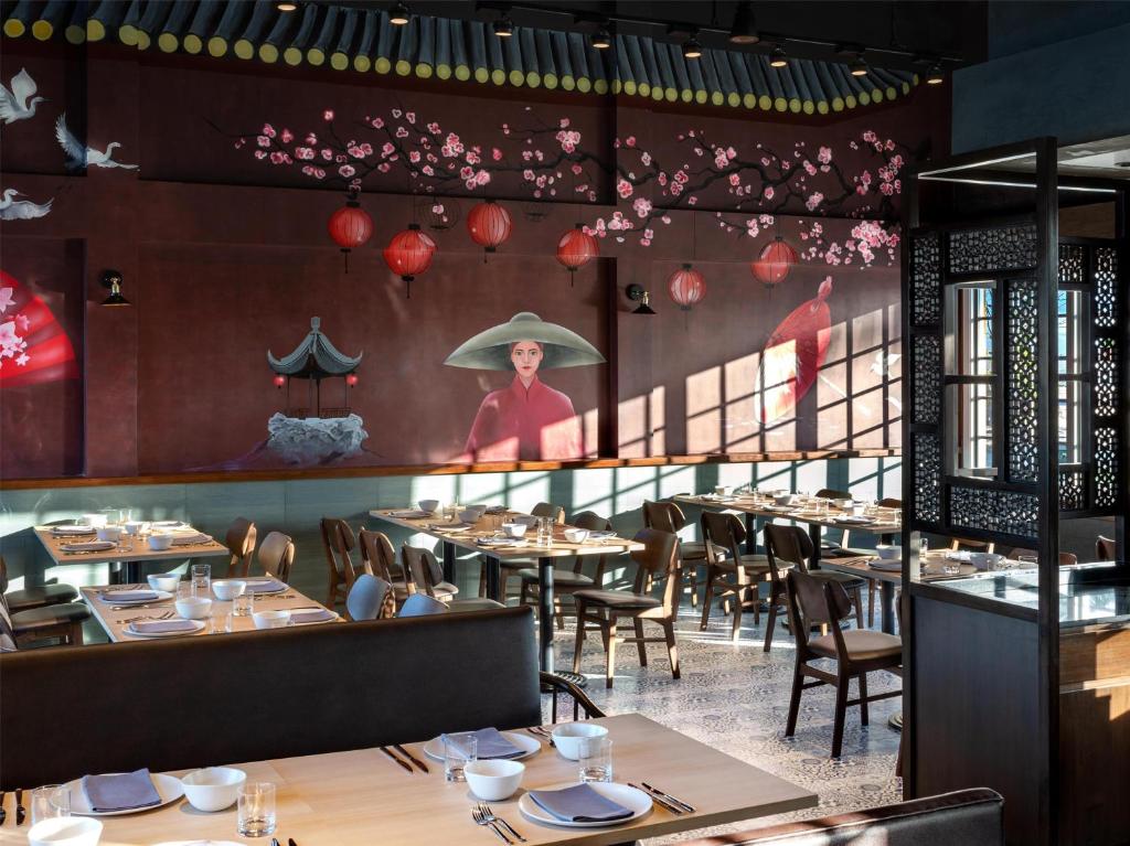 09 Nights Holiday Deal at Saii Lagoon Maldives with Sky room