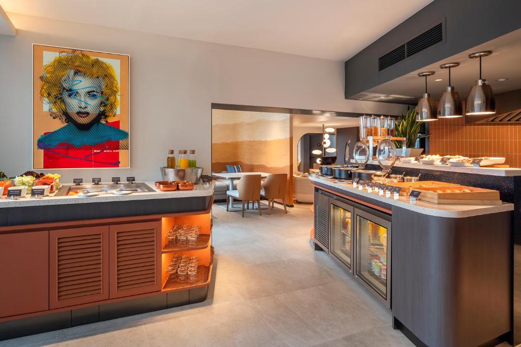 10 Nighs holiday deal to explore Bangkok, Pattaya & Koh Lipets exclusive in the heart of Thailand