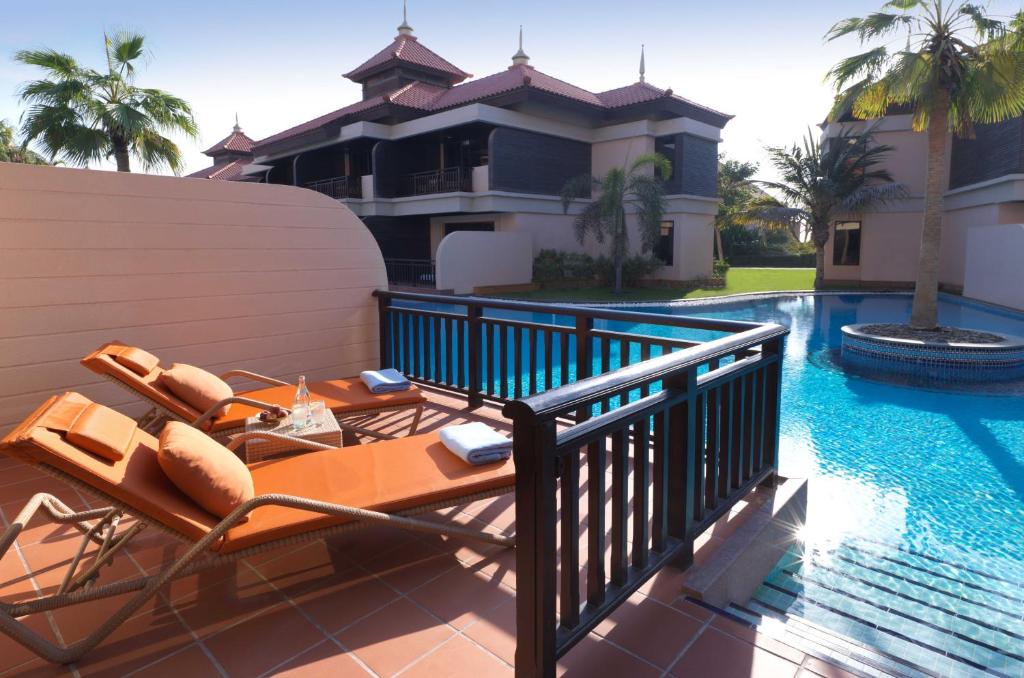 3 Nights in Anantara The Palm – A Family Escape! price starting from £2,299/per family