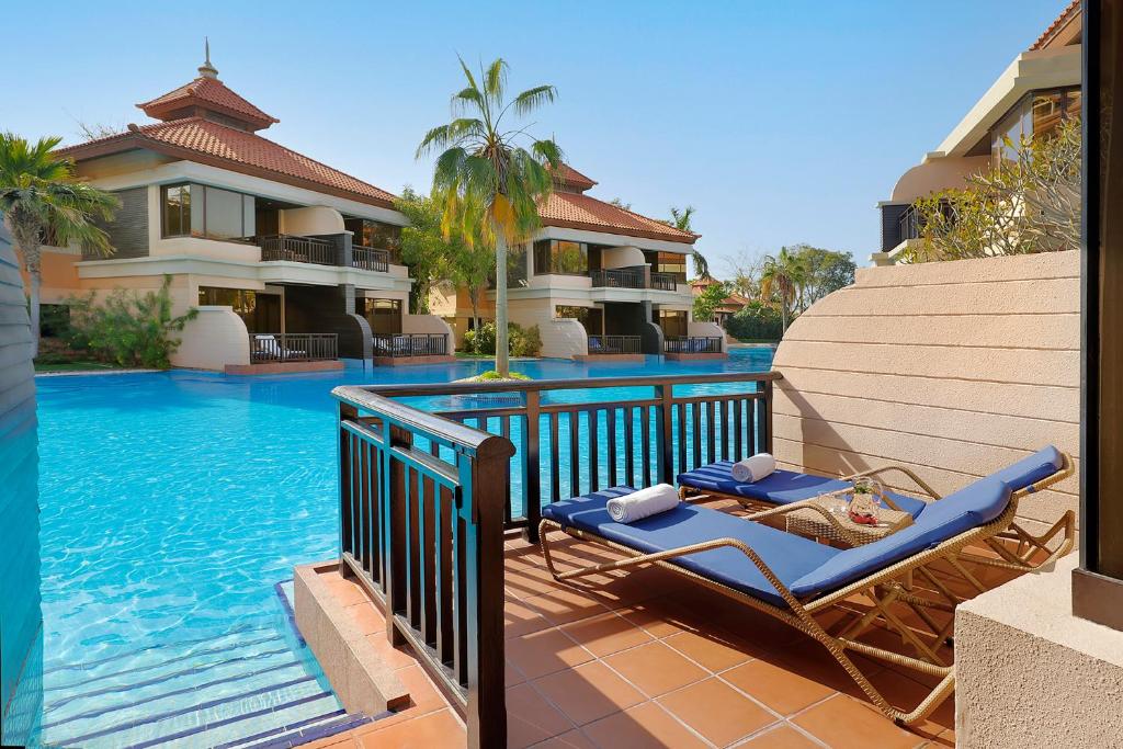 3 Nights in Anantara The Palm – A Family Escape! price starting from £2,299/per family