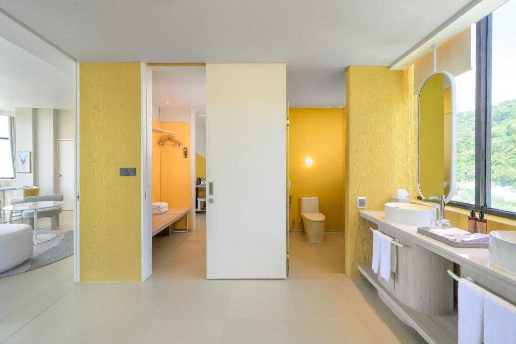 12-Night Multi-Center Thailand Escape! covering Bangkok, Koh Samui & Phuket! price starting from £1,299/PP