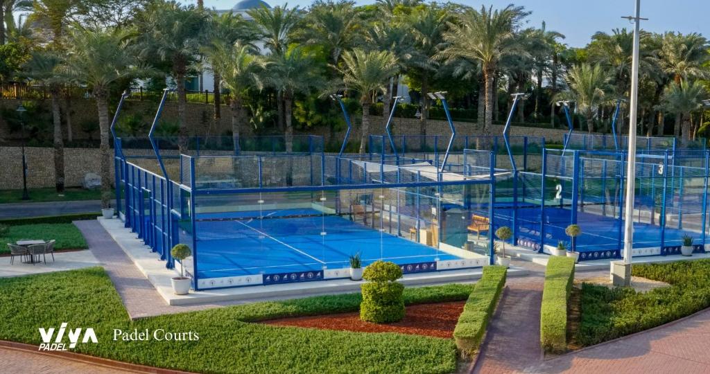 Deal on a three-destination vacation in Dubai, Singapore, and Bali