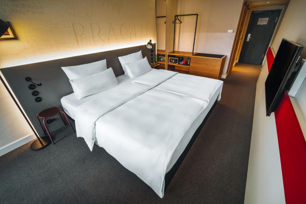 This isn’t your average Eurotrip deal. 4 iconic cities: Prague • Krakow • Budapest • Berlin price starting from just £1199pp