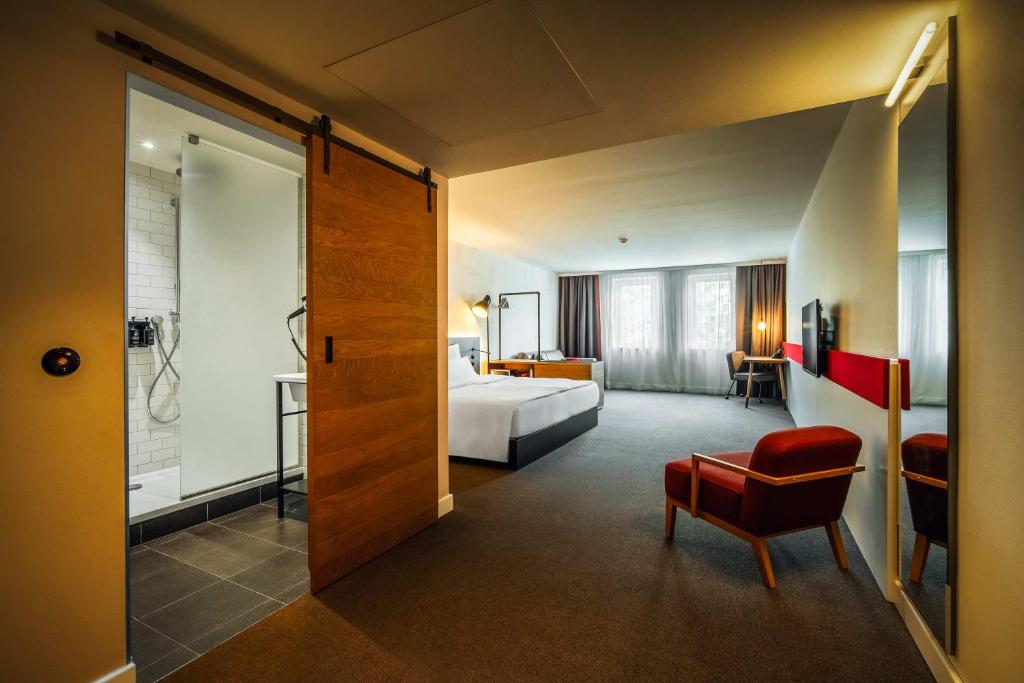 This isn’t your average Eurotrip deal. 4 iconic cities: Prague • Krakow • Budapest • Berlin price starting from just £1199pp