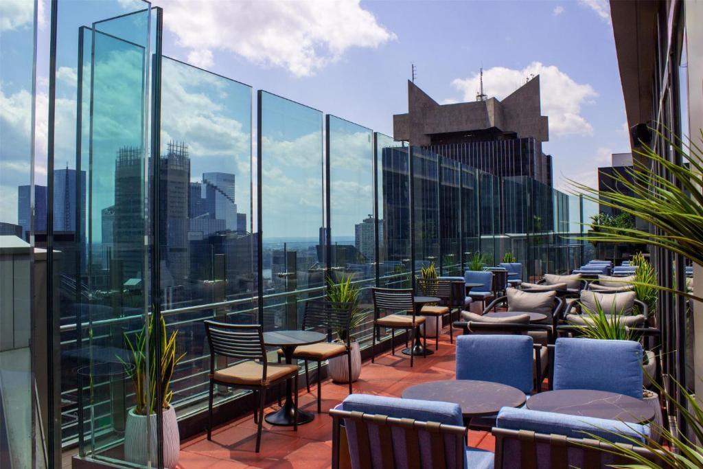 New York to Grenada: “9 Nights of City Lights and Island Paradise” with All Inclusive