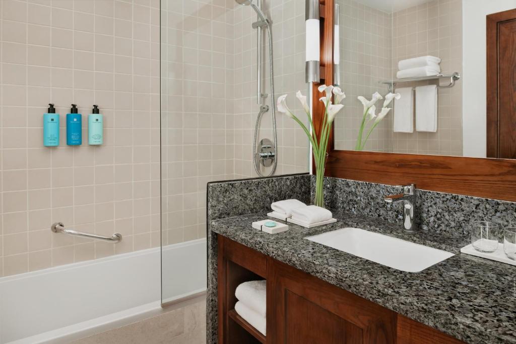 “Unforgettable: 10 Night Holiday in Dubai and the Maldives with Premium All Inclusive Signature Plan”