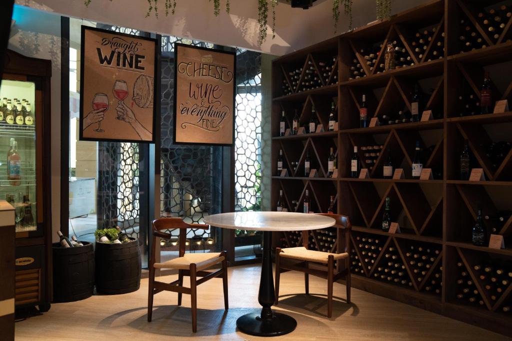 “Unforgettable: 10 Night Holiday in Dubai and the Maldives with Premium All Inclusive Signature Plan”