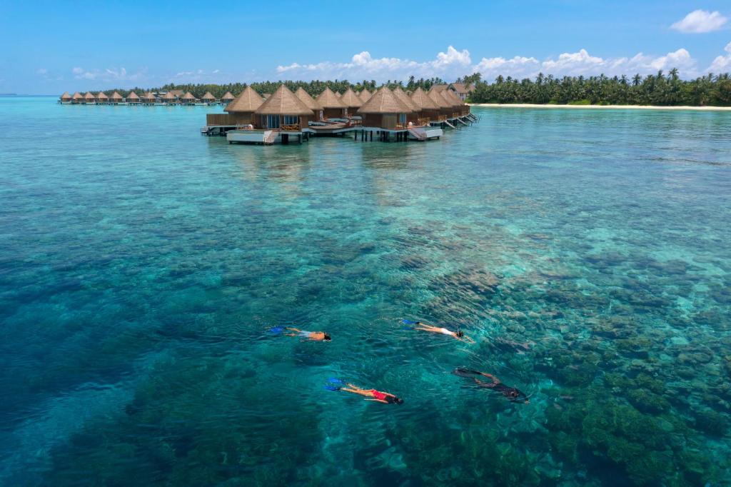 10 Nights Holiday at Mercure Maldives Koddoo & Jumeirah Zabeel Saray with All Inclusive