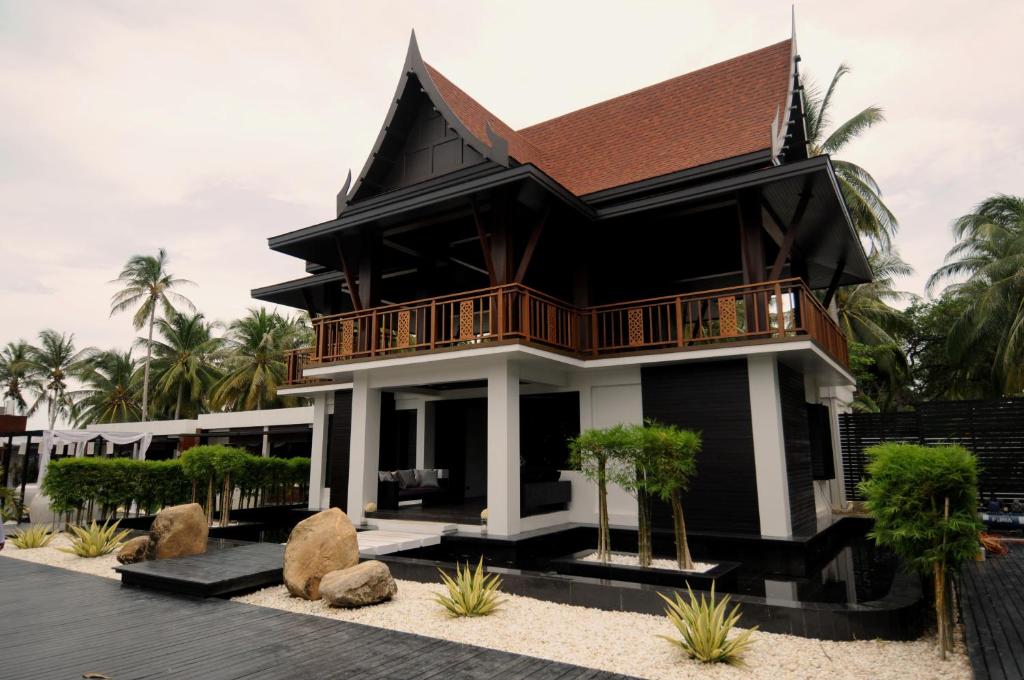 PHUKET KHAO LAK KOH YAO NOI KRABI 28 NIGHTS FROM £1,849PP £49PP DEPOSIT 4 TOP-RATED RESORTS • FLIGHTS • TRANSFERS • BAGGAGE INCLUDED