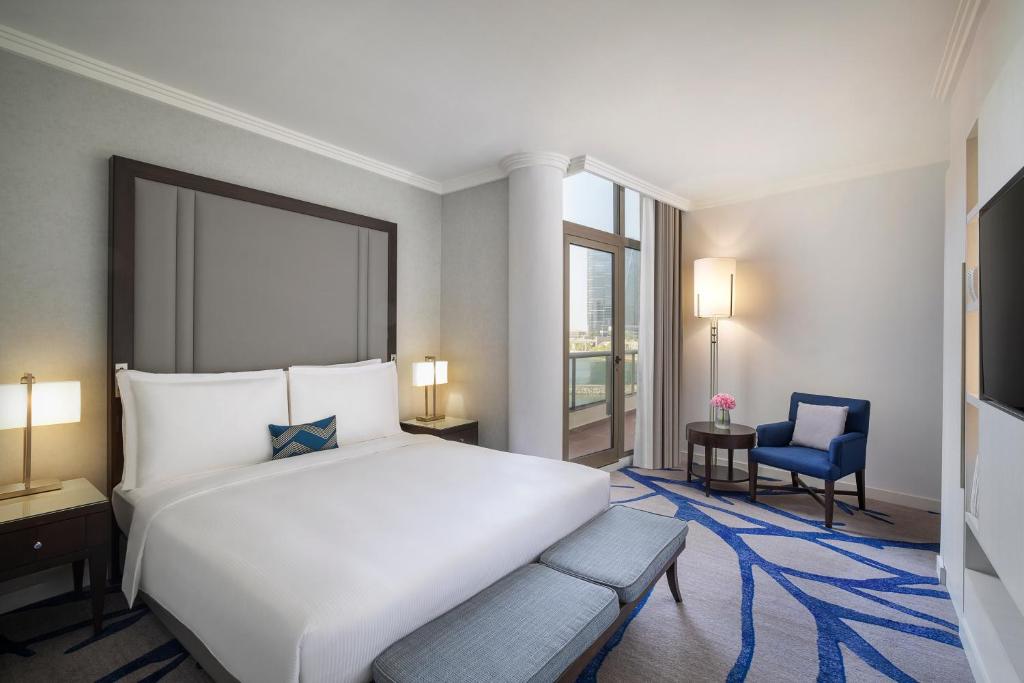 Experience 5 Nights of Luxury at F1 Abu Dhabi Prix