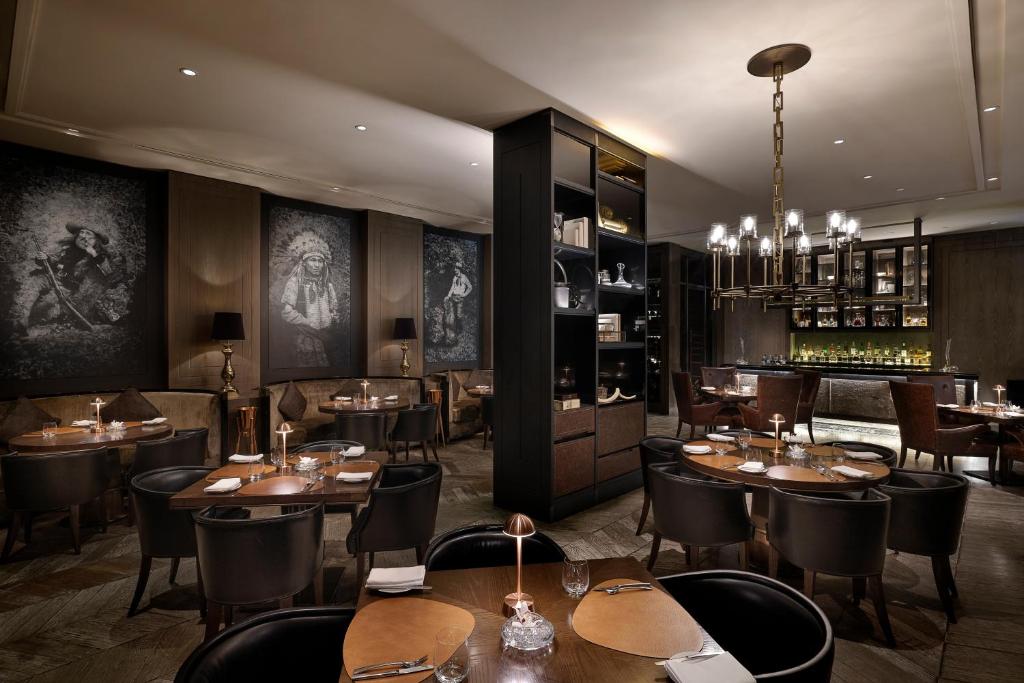 Experience 5 Nights of Luxury at F1 Abu Dhabi Prix