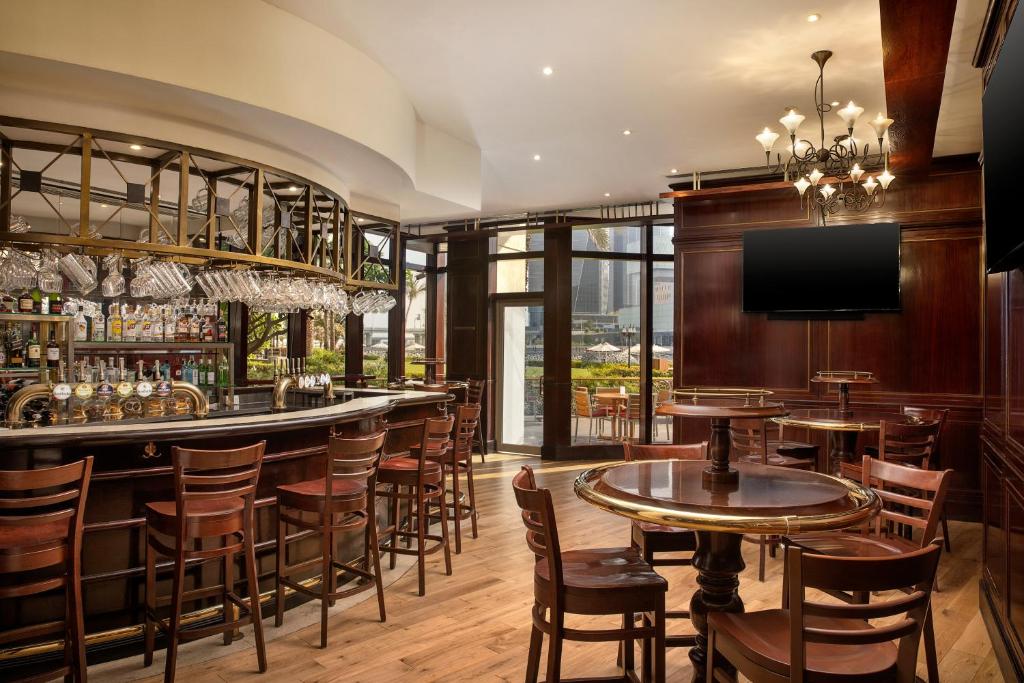 Experience 5 Nights of Luxury at F1 Abu Dhabi Prix