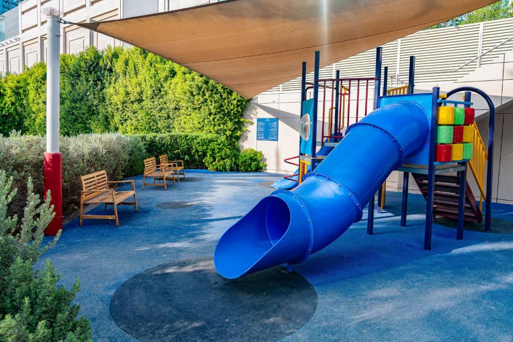 Experience 5 Nights of Luxury at F1 Abu Dhabi Prix