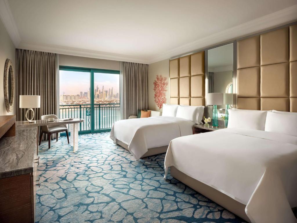 03 Nights Holiday Deal at Atlantis The Royal Dubai with Seascape King Room