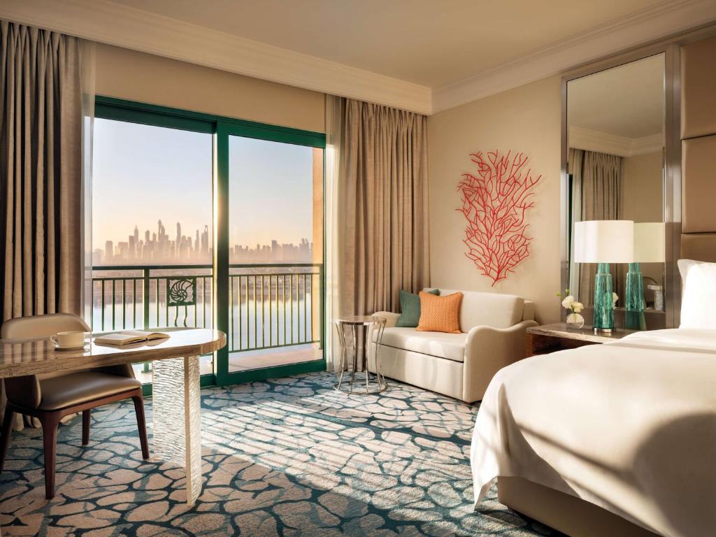 03 Nights Holiday Deal at Atlantis The Royal Dubai with Seascape King Room