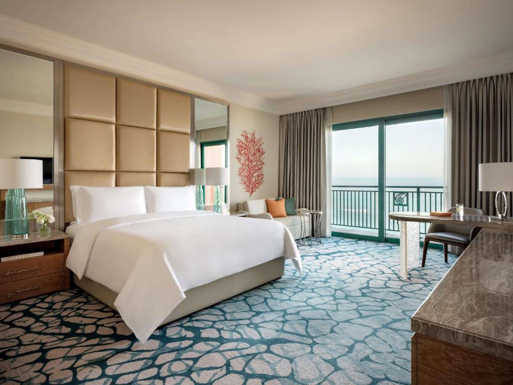 03 Nights Holiday Deal at Atlantis The Royal Dubai with Seascape King Room