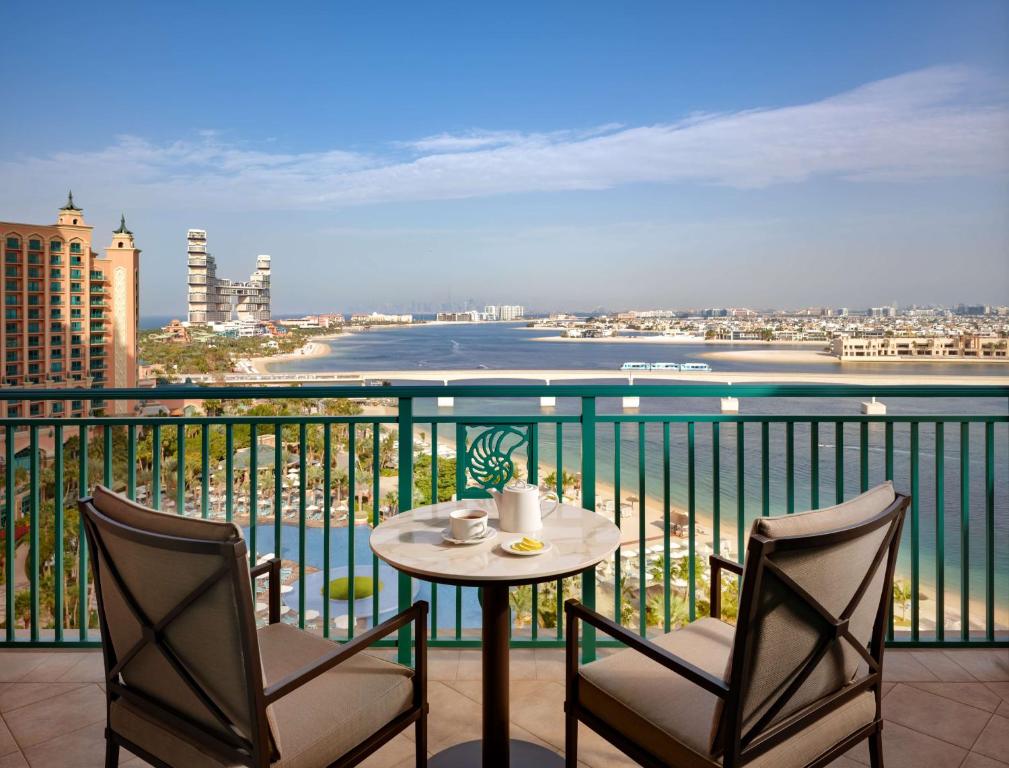 03 Nights Holiday Deal at Atlantis The Royal Dubai with Seascape King Room