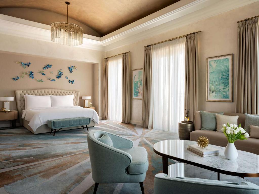 03 Nights Holiday Deal at Atlantis The Royal Dubai with Seascape King Room