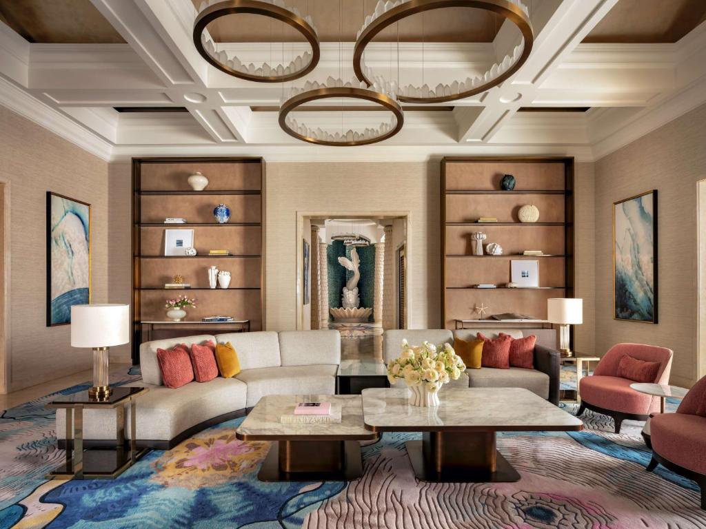 03 Nights Holiday Deal at Atlantis The Royal Dubai with Seascape King Room