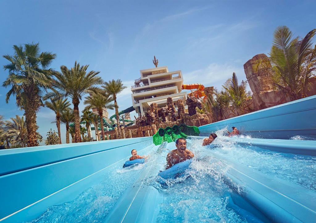 03 Nights Holiday Deal at Atlantis The Royal Dubai with Seascape King Room