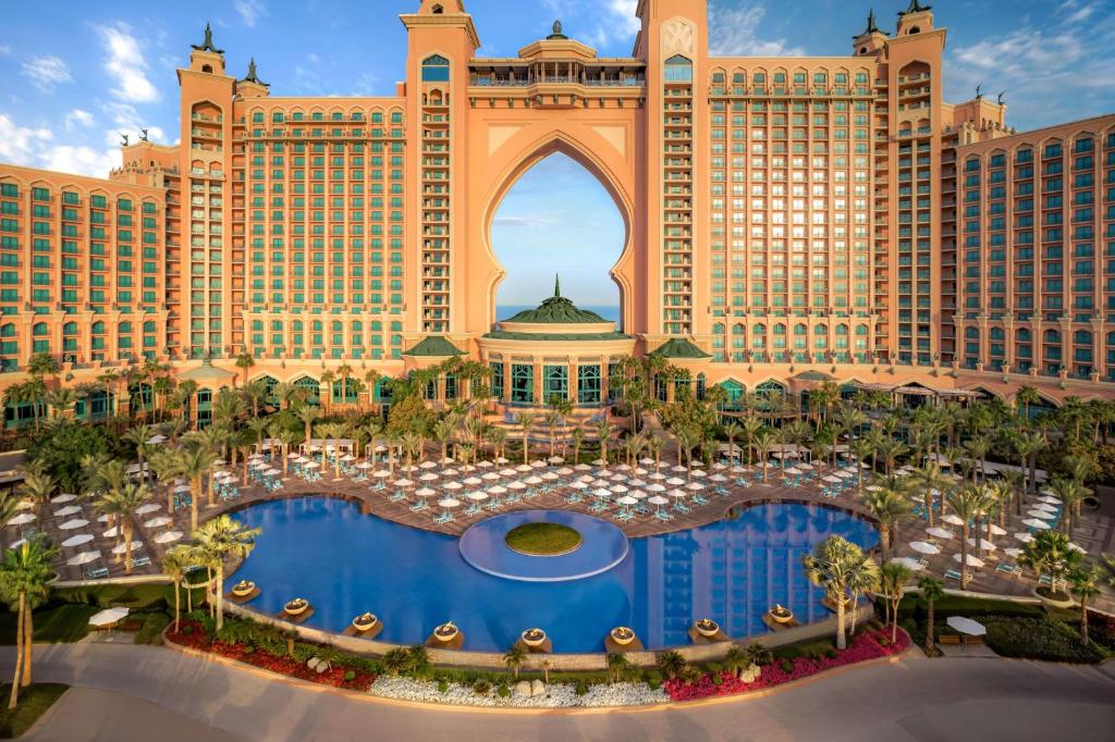 03 Nights Holiday Deal at Atlantis The Royal Dubai with Seascape King Room