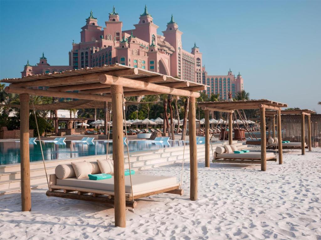 03 Nights Holiday Deal at Atlantis The Royal Dubai with Seascape King Room