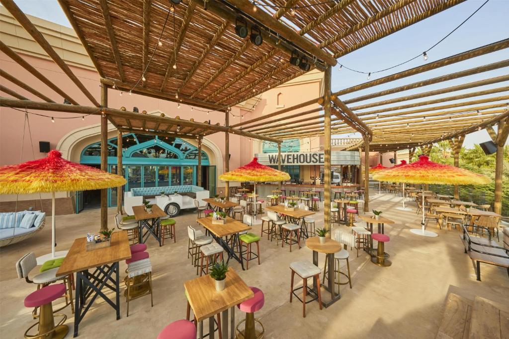 5 Nights holiday at Atlantis the Palm & Al Maha, a Luxury Collection Desert Resort & Spa with Full board