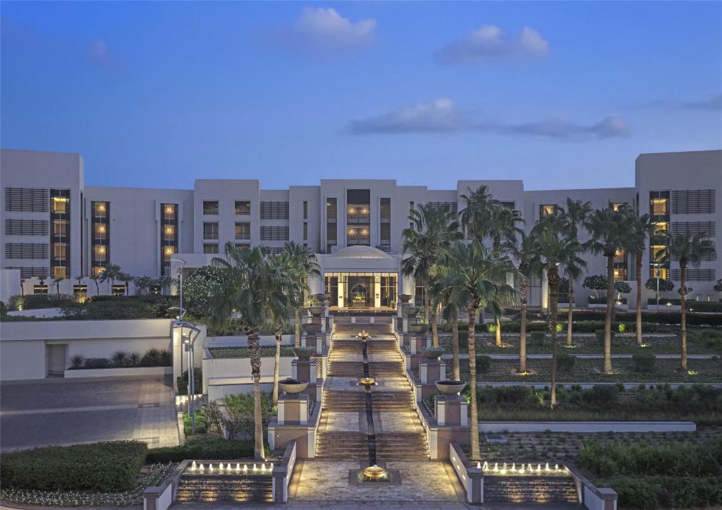 10 Nights Holiday at Villa Nautica & Park Hyatt Abu Dhabi with Water Villa