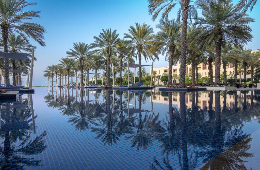 10 Nights Holiday at Villa Nautica & Park Hyatt Abu Dhabi with Water Villa