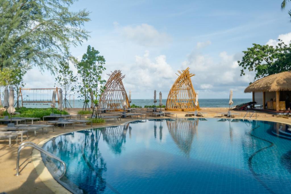 Ultra Long Stay — 30 Nights in Phuket & Khao Lak price starting from From £1399pp