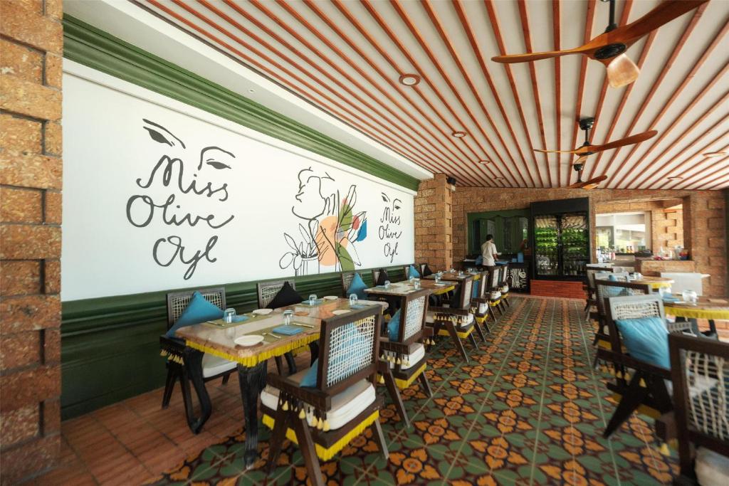 09 Nights Holiday Deal at Saii Lagoon Maldives with Sky room