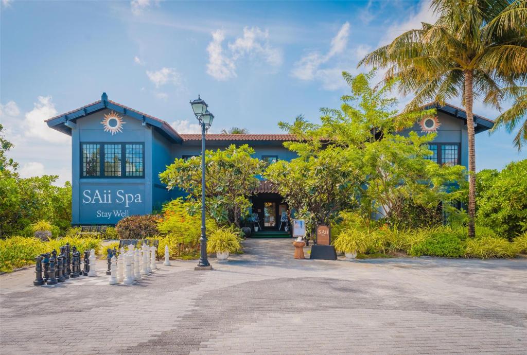 09 Nights Holiday Deal at Saii Lagoon Maldives with Sky room