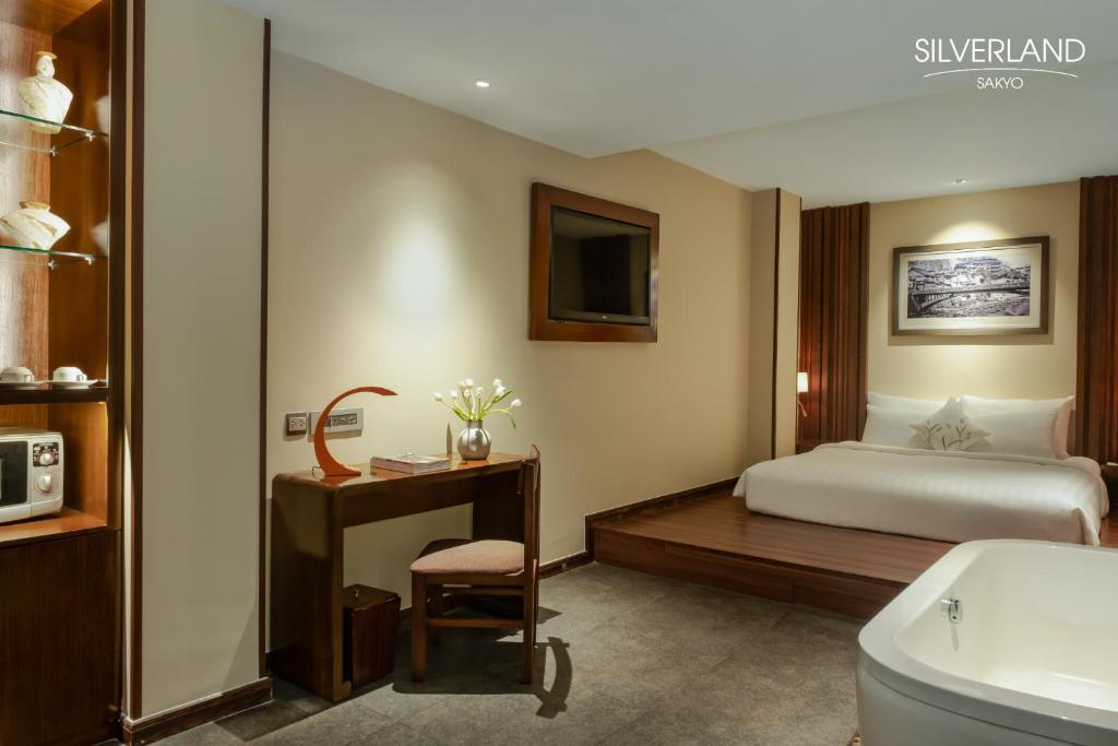 Discover the best of Vietnam and Cambodia with 12 nights of luxury for £1549pp – Silverland Sakyo, Dusit Princess Moonrise & White Mansion Legend await – accommodation and transfers included