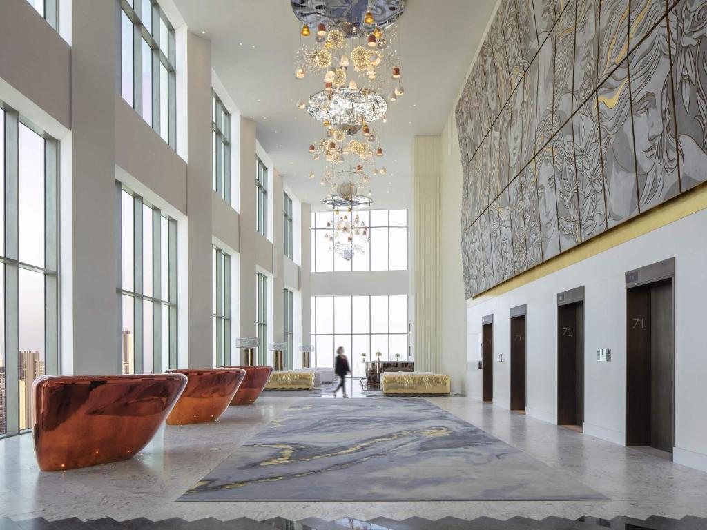 Embrace the Spirit of the season with an exclusive sale – Create Lasting Memories with 03 Nights at SLS Dubai, Half Board