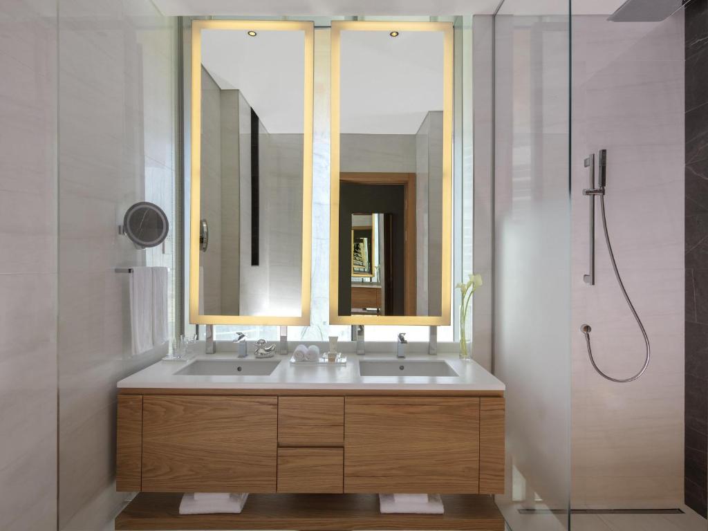 Embrace the Spirit of the season with an exclusive sale – Create Lasting Memories with 03 Nights at SLS Dubai, Half Board